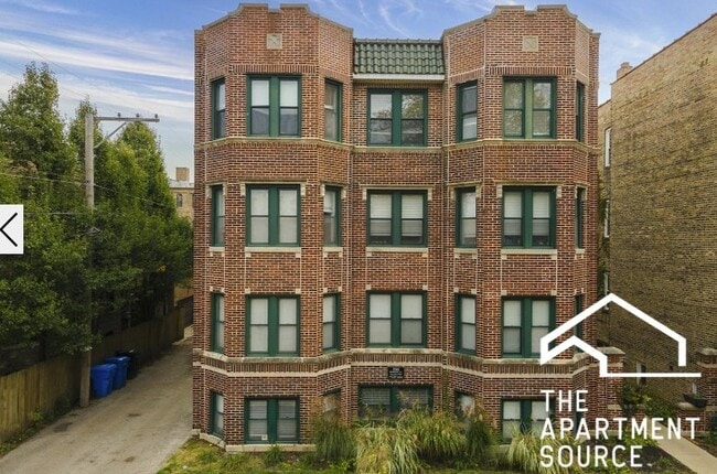 Photo - 3841 N Greenview Ave Unit 2