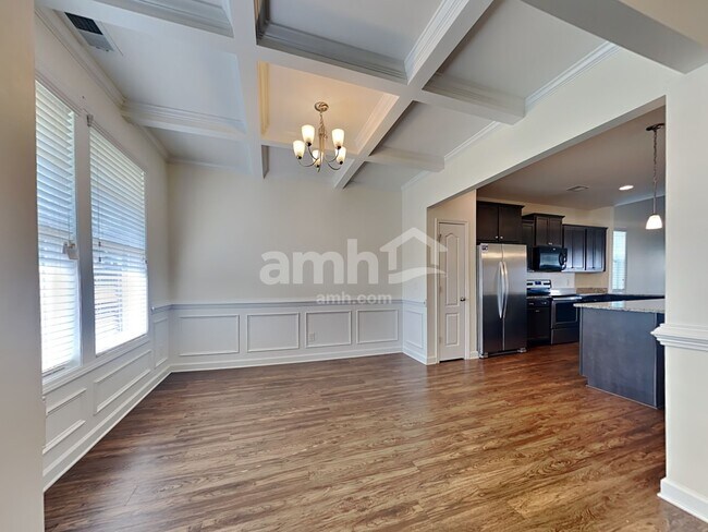 Photo - 530 Lateleaf Dr