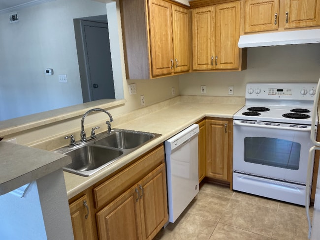 Photo - 710 Scenic Hwy Unit 307