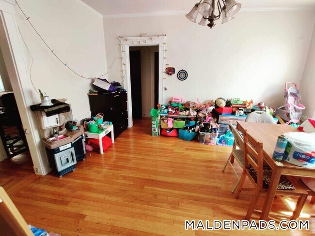 Photo - 88 Maple St Unidad 3