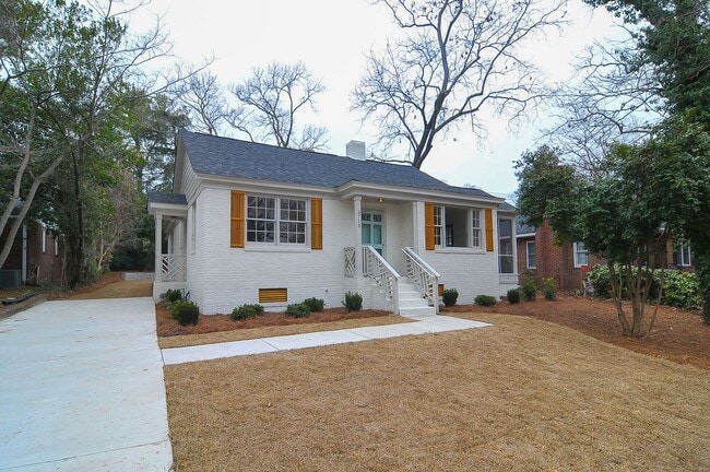 Photo - Beautiful 3 bedroom/2 bath house in highly desirable Shandon location! Available June 2026!