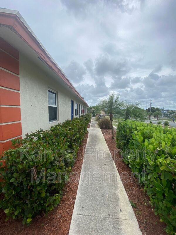 Photo - 820 14th St Unit 2