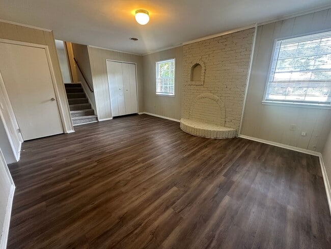 Photo - 705 Buena Vista Dr