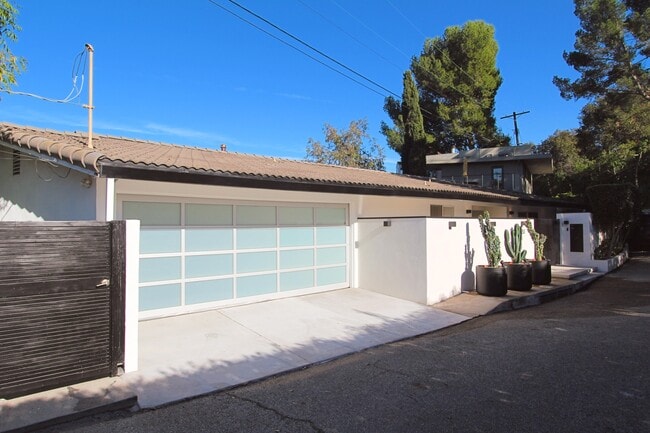 Photo - 7353 Pyramid Pl