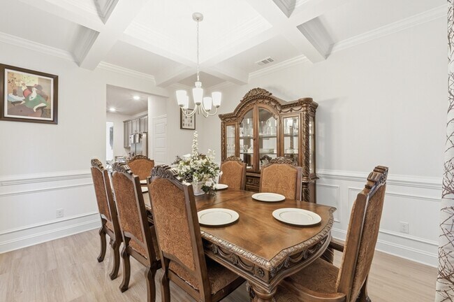 111 Franklins Walk