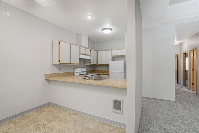 Photo - 115-Wintercrest Apartments