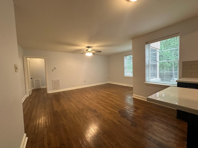 Photo - 1717 S Louisiana St Unidad Q