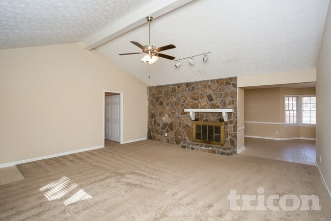 Photo - 1631 Quail Run SW