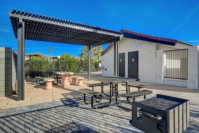 Photo - Bolero Apartments
