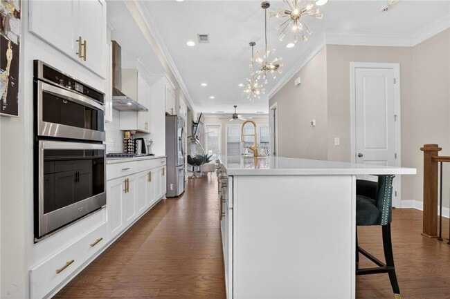 Photo - 1589 Aldworth Pl SE