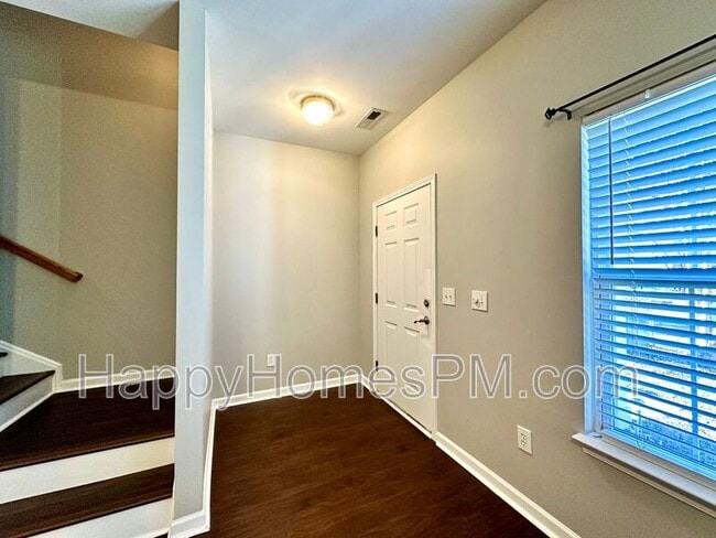 Photo - 4084 Babbitt St