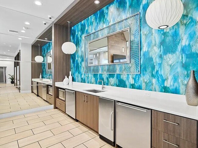 Photo - 700 Cocoanut Ave Unidad 332