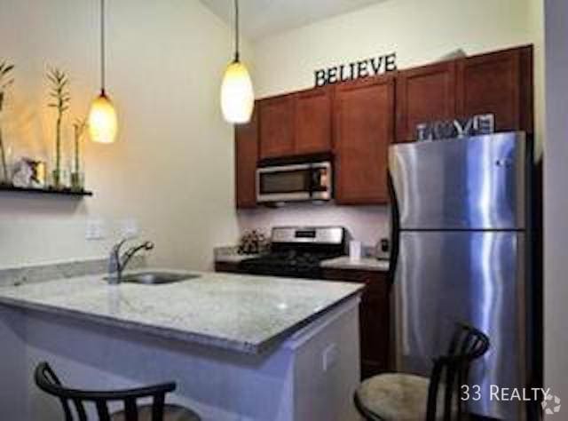 Building Photo - 1058 N Damen-1M Unit 1M Rental