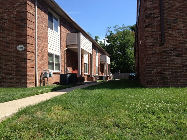 Photo - COMING SOON! Attractive Condo, Lots of Upgrades! Walk to UK! W/D, Off-Street Parking