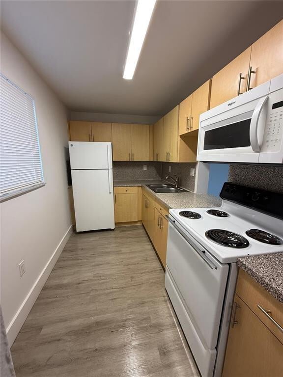 Photo - 3626 NE 168th St Unit 304