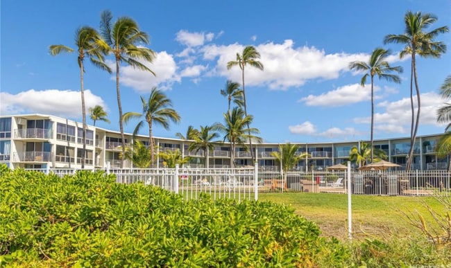 Photo - 87-561-561 Farrington Hwy