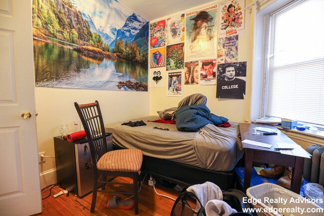 Photo - 56 Egmont St Unit 1