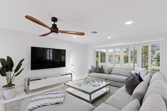 Photo - 4710 NE 27th Ave Unit ID1023052P