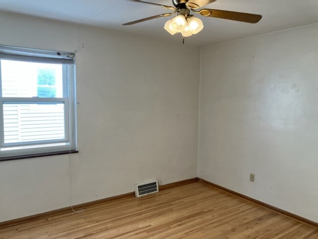 Photo - 14238 Athens Ave Apartments Unit Lakewood West