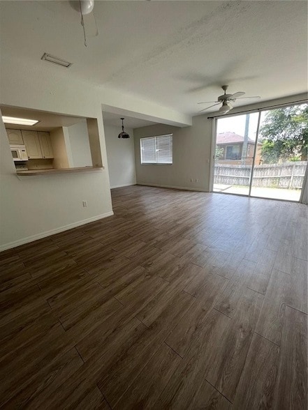 711 Caribbean Dr