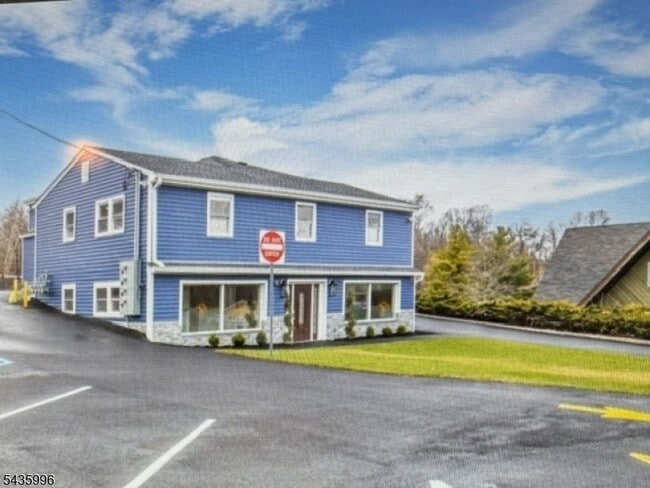 527 Co Rd 515