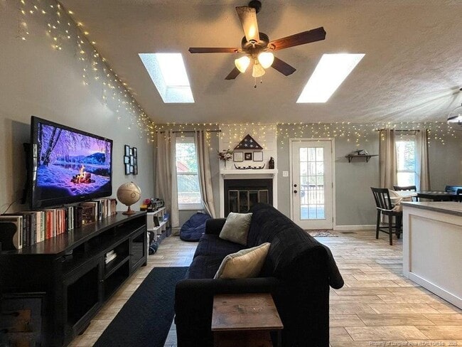 Photo - 627 Dowfield Dr