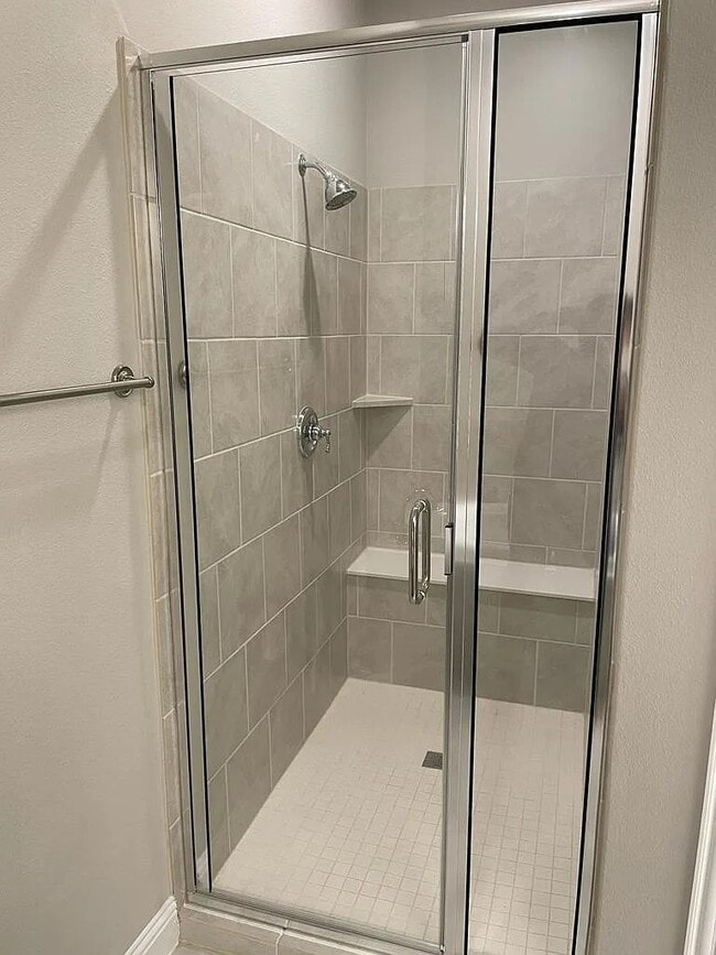 Photo - 207 Suma Dr