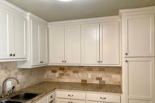 Photo - 3908 E 60th Pl