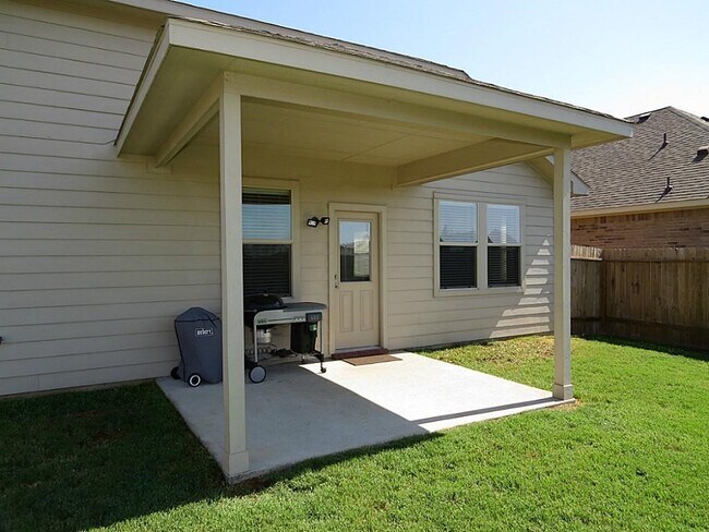 Photo - 18223 Red Oak Manor Ln