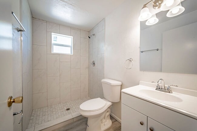 Photo - 434 N Norris Ave