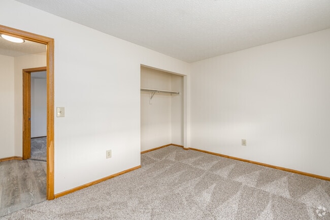 4BR, 2BA - 1,286SF - Bedroom