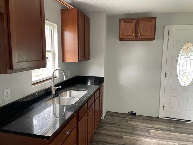 Photo - 623 5th Ave S