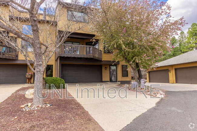 Building Photo - 5000 E Palomino Ln Rental