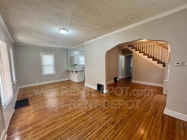 Photo - 1016 Marshall Ave