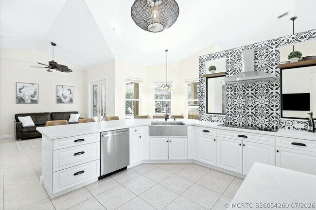 2665 Yarmouth Dr