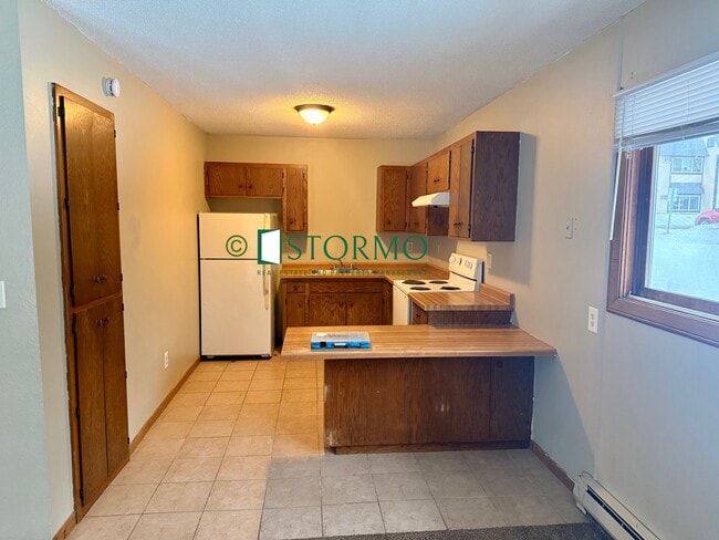 Building Photo - 519 14th St S Unit 2