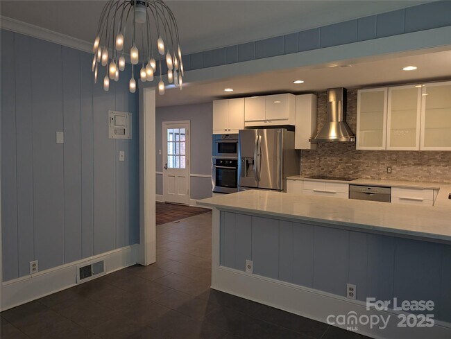 Photo - 1418 Briar Creek Rd