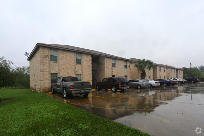 Lakeview Apartments - Lakeview Apartments