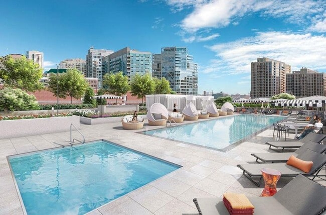 Building Photo - 769 N Hudson Ave Unit 1006