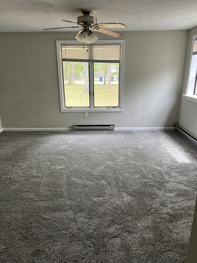 Photo - 1426 Stagecoach Rd