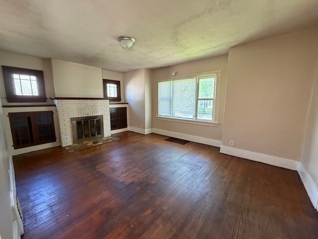 Photo - 1106 Roosevelt St