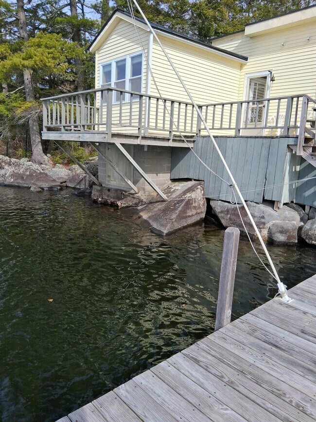 3 Clearwater Ave