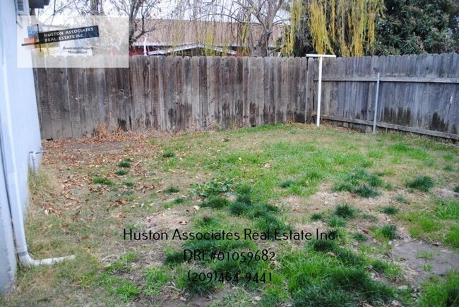 Photo - 1314 Williams St