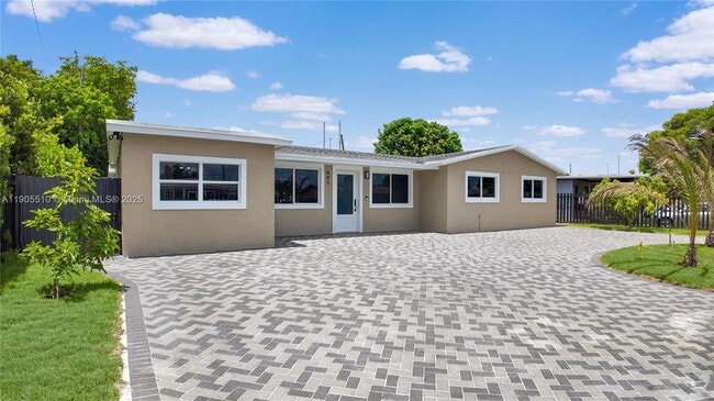 Building Photo - 801 NW 172nd Terrace