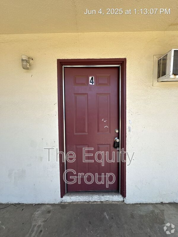 Building Photo - 352 S Blackstone St Unit 4 Rental