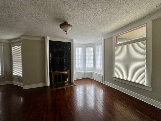 Photo - 506 Washington Ave Unit A