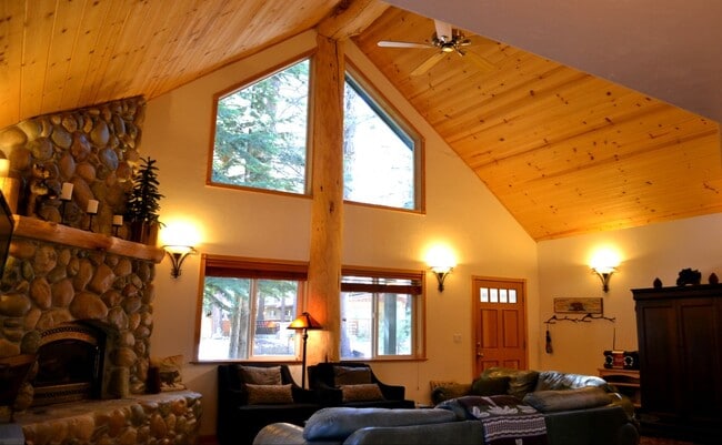 Photo - Sweet 2BD Cabin! Avail for a 3-6 month Win...