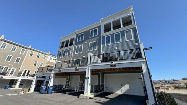 Photo - Must-See Townhouse Available for Lease in Blacksburg