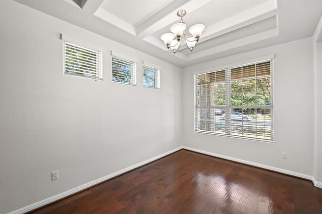 Photo - 351 Wincliff Dr