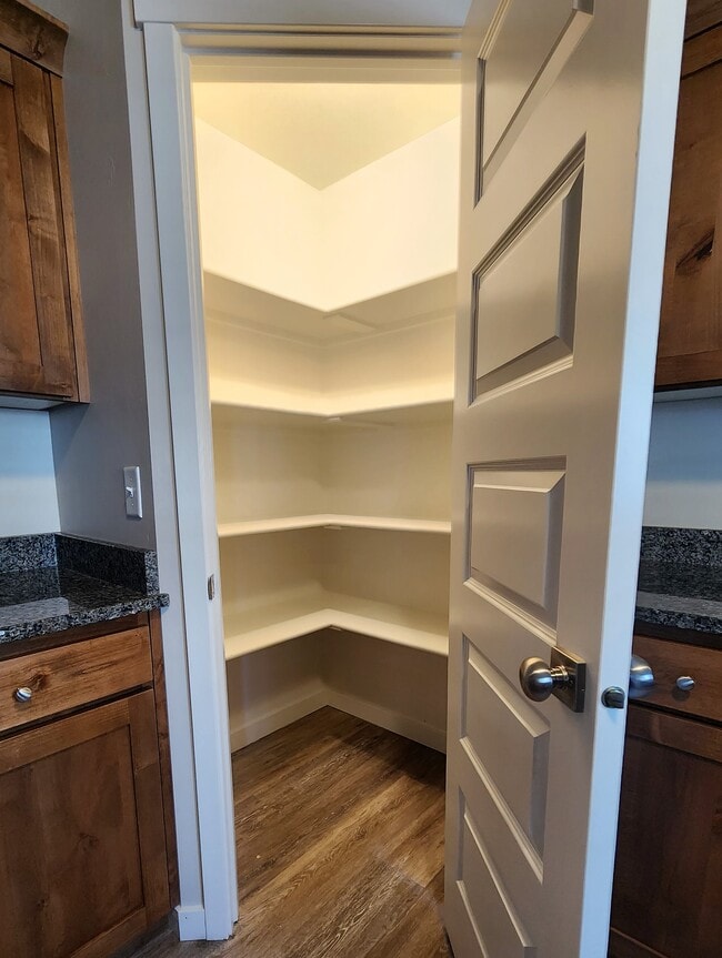 Photo - 320 N Woodruff Ave